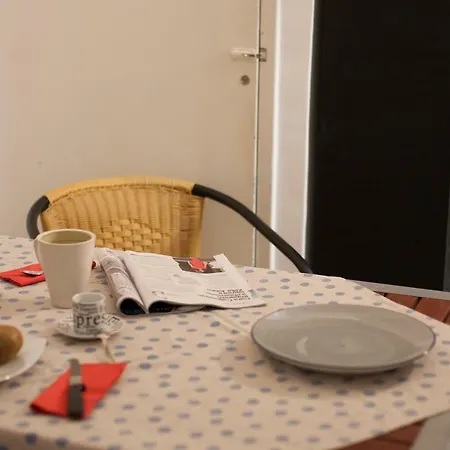 לינה וארוחת בוקר Piazza Libertini לצ'ה