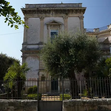 לינה וארוחת בוקר Piazza Libertini *