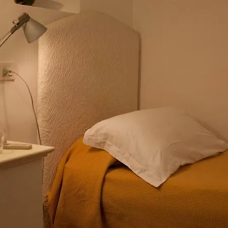 Piazza Libertini B&B 레체