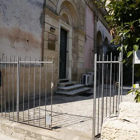 Piazza Libertini B&B *